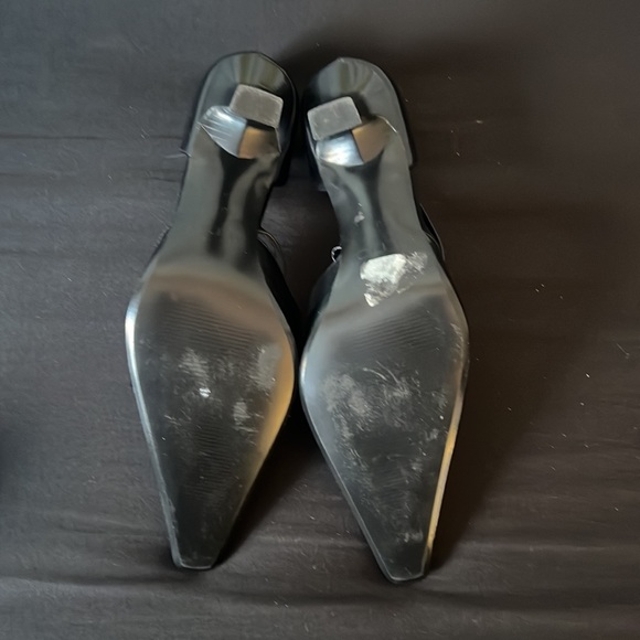 4/$20 Black Aldo pointed shoes with cross strap size 40 - Picture 4 of 6